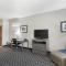 Best Western Plus Waller Hotel