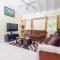 3BR Retreat with Pool, Gym & Private Beach Access in Richmond Estate