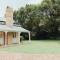 Luxe Hinterland Stay, Eastnor at Montville Estate