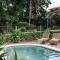 Luxe Hinterland Stay, Eastnor at Montville Estate
