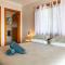 Bay and Beachside Family Retreat