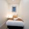 1Br1Ba1S Stylish Apt Southern Cross ASP-42 Pool Gym Sauna