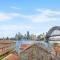 Boutique 2-Bed with Stunning Sydney Harbour Views