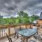 Luxury Cottage at Blue Mountain, Private Beach Access, BBQ, Hot Tub, 7 baths
