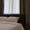 ΘΕΑ 5 Comfortable 1BR and 2BR Apartments