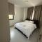ΘΕΑ 5 Comfortable 1BR and 2BR Apartments