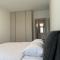 ΘΕΑ 5 Comfortable 1BR and 2BR Apartments