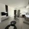 ΘΕΑ 5 Comfortable 1BR and 2BR Apartments