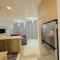 Zenith Towers 2 bedroom with portable bed Golf Course view