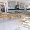 Shippenrill Croyde - Sleeps 14 - Hot Tub option - Stylish Home with fire pit, table tennis & dog friendly