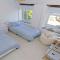 Shippenrill Croyde - Sleeps 14 - Hot Tub option - Stylish Home with fire pit, table tennis & dog friendly