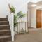 Cotels The Millhouse Corporate Apartments - PRIVATE APARTMENT BUILDINGS - GATED ENTRANCE - PARKING - WORK DESK