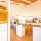 Casa Chica by Rosas Cantares