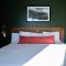 Bodega Coast Inn and Suites