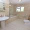 Shippenrill Croyde - Sleeps 14 - Hot Tub option - Stylish Home with fire pit, table tennis & dog friendly