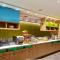 Home2 Suites By Hilton Newark Airport