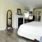 Green Acres Inn