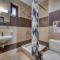 Guest House Ivanini Houses