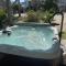 Beach Breeze 3, pet friendly, walking distance to Atlantic Ocean free parking