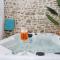 La douce nuit appartement jacuzzi fougères