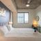 Lovely 1BD - Central Downtown - Gym, Pool, Parking