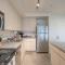 Lovely 1BD - Central Downtown - Gym, Pool, Parking
