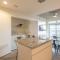 Lovely 1BD - Central Downtown - Gym, Pool, Parking