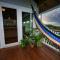 Private Hilltop Home Located Overlooking Roatans Beautiful Turquoise Reef,