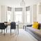 The Sand Bank - Flat 1, cosy, central Bournemouth, sleeps 4, 7 min from the beach, PET FRIENDLY, parking, WIFI, kitchen,washer,private exit