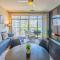 Unique 1BD - DT PHX - Parking, Gym, Pool - Sleeps 6