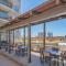 Unique 1BD - DT PHX - Parking, Gym, Pool - Sleeps 6