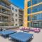 Fancy 1BD - DT PHX - Parkin, Gym, Pool - Sleeps 6