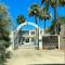 Shoreline Condo 4 Desert Oasis Free Wifi, Cool AC