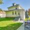 Lovely Westerley Home with Yard and Grill!