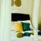 Walk to Abreeza Mall, High Floor, 1 Bedroom, Balcony with View, Parking, WiFi, Netflix, Kitchen, Washer - T1-2518