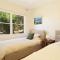 Killcare Beach View by HolidayCo Killcare Beach View by HolidayCo