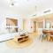 Bloomfields Royal 2Br Water edge