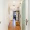 Pl Universitat Comfortable 3BD with private patio