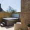 Country Cottage with Hot Tub - pre-heated for your arrival