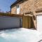 Country Cottage with Hot Tub - pre-heated for your arrival