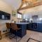 Country Cottage with Hot Tub - pre-heated for your arrival