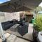 Mobile-home aux Cigales Le Muy 4-6 Personnes,Exterieur XXL pergola ,veranda salon jardin