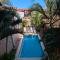 Hostal Azul