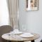 Livbnb - Brand New 1B in Rukan, Dubailand