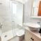 Large comfortable 2 bedroom apartment 200Mbps WiFi