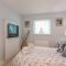 Sail Away - Luxury Apartment with Stunning Harbour Views
