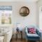 Lobster Cottage - Stones Throw from Vibrant Poole Quay