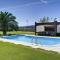 Villa Sunny Flowers