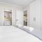 Mayfair Luxury 212