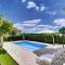 Villa Semy